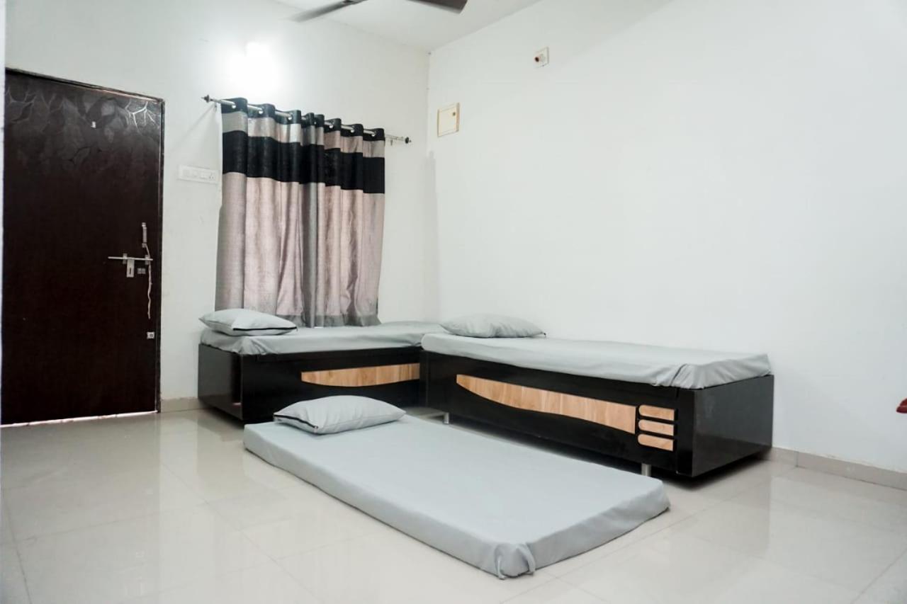Mahadev Premium Homestay Garudeshwar Εξωτερικό φωτογραφία